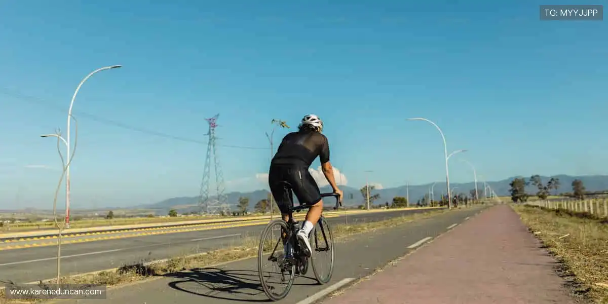 激情碰撞，瞬间点燃！⚽️🏀 锁定我们，见证每一个改写历史的时刻！